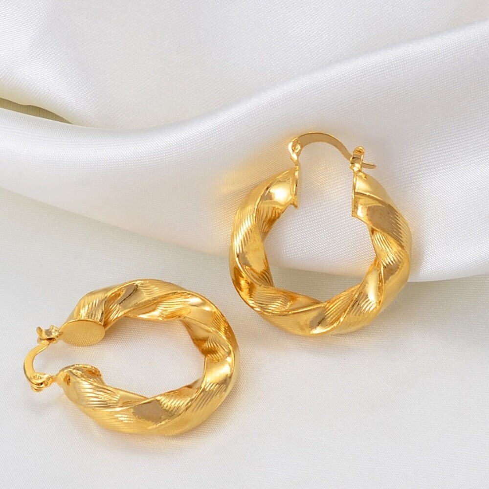 3CM ,Gold Color Round Twisted Earring